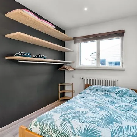 Holiday home Cosy Beachhouse Within Walking Distance Of The Sea De Haan
